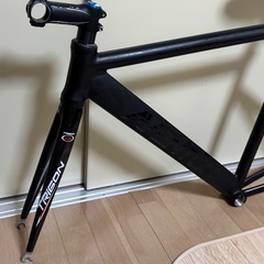AVENTON  ピストバイク フレームの画像