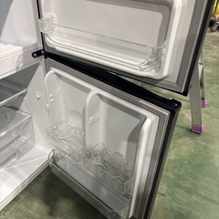 MAXZEN/マクスゼン　国内メーカー　2019年製　90ℓ 動作確認済み　冷蔵庫　2ドア　小型冷蔵庫　生活家電　黒　ブラック　の画像