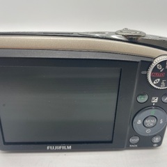 【トレファク足立扇店】ｺﾝﾊﾟｸﾄﾃﾞｼﾞﾀﾙｶﾒﾗ FUJIFILM FinePix F50fd 充電器付 外装ｷｽﾞ有の画像