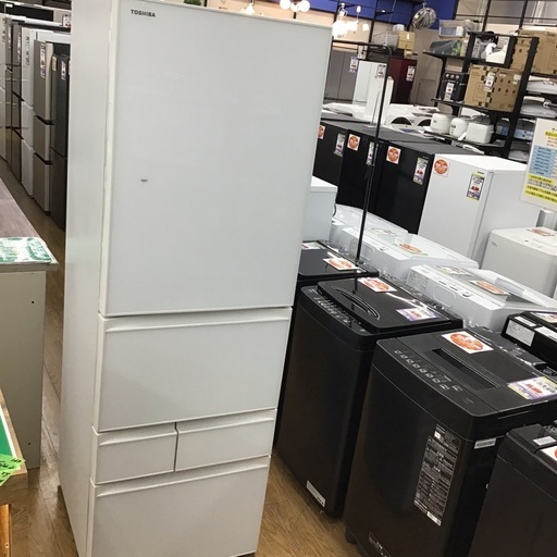 #A-35【ご来店頂ける方限定】TOSHIBAの5ドア冷凍冷蔵庫です
