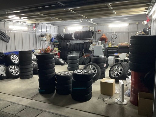 155/65R14冬タイヤ大量にあります。在庫数100セット(400本オーバー)！質問してください。