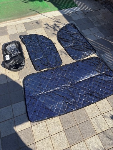 車中泊目隠し