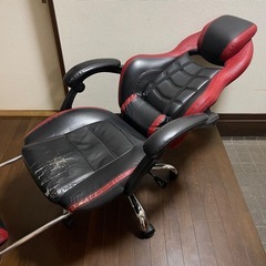 ゲーミングチェアの画像