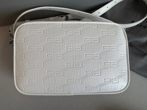 BALENCIAGA ホワイトショルダーバッグ