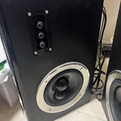 FUZE アンプ内蔵デュアルウーファーミニタワースピーカー 小物 の画像