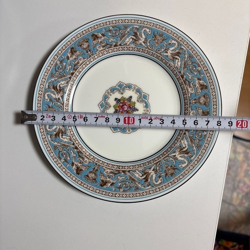 ウェッジウッド WEDGWOOD                          
フロレンティーン ターコイズ クーププレート　4
