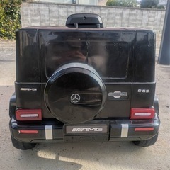 Mercedes-Benz G-Class 電動乗用車(右ミラー破損)の画像