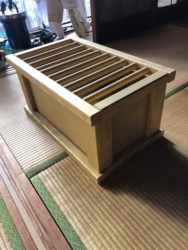 賽銭箱　ゴールド　金