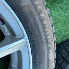 165/65/14 スタッドレスタイヤホイールセットの画像