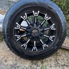スタッドレスタイヤ　クリムソン　マーテルギアモンスター 16インチ
の画像