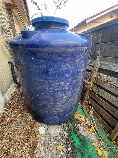 雨水タンク　ブルー 1000L【貯水槽・貯水タンク】