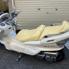 マジェスティCの画像