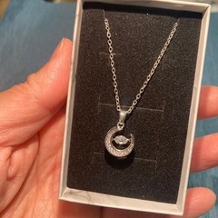 高級ムーンネックレス　silverの画像