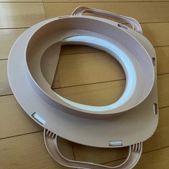 幼児用の補助便座（未使用）の画像