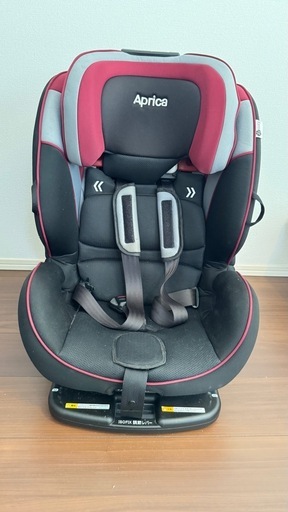 Aprica form fit アップリカ　フォームフィット　8BH99BGDJ ISOFIX  チャイルドシート