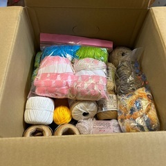 毛糸まとめ売りの画像