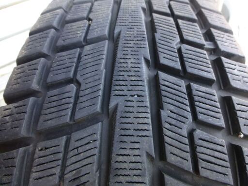 215/65R16スタッドレスタイヤホイール４本セット