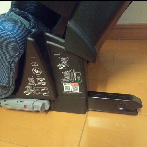 ※決まりました！【最終値下✩.*˚】エールべべ ジュニアシート