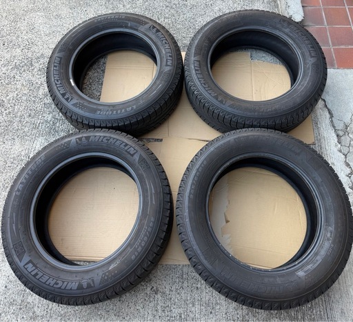 ミシュラン スタッドレスタイヤ　ラティチュード X-ICE 245/60R18
