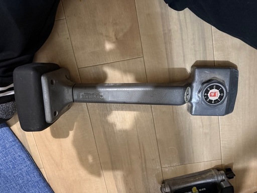 最終値下げ！ロバーツニーキッカーとカーペットトリマー