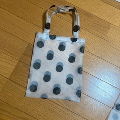 未使用レインコートの画像