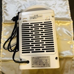 アイリスオーヤマ　人感センサー付きセラミックファンヒーターの画像