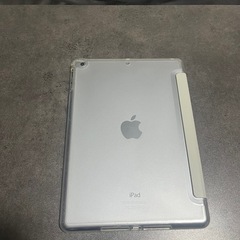 iPad カバー付き　16GBの画像