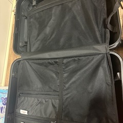 スーツケースの画像