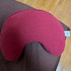 Yogibo Moon Pillow レッドの画像