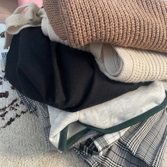 120.130スカート、ニットの画像