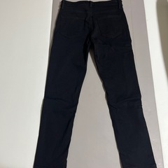UNIQLOメンズパンツの画像