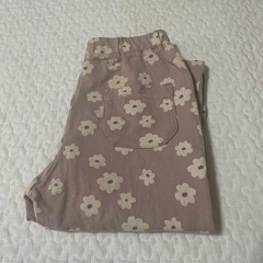 花柄　パンツの画像