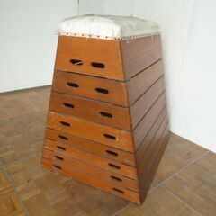 【中古】文部省教育用跳箱 とび箱 8段 跳び箱 幅900×奥行1020×高さ1180mm 飛び箱 学校 クラブ 体操の画像