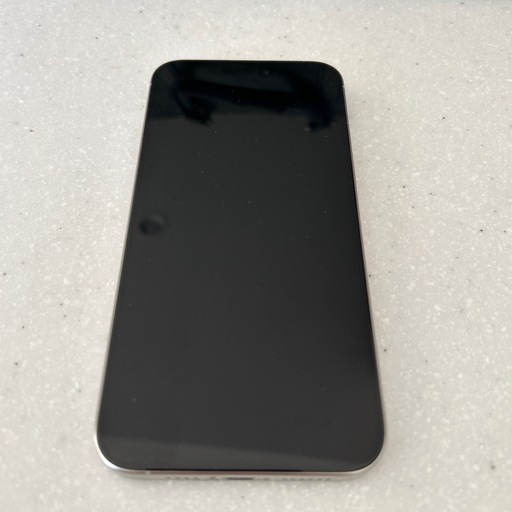 iPhone15promax 本体 ホワイト