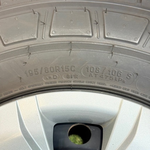 ハイエース　ホイールセット195/80R15C 108/106 S 4本