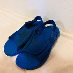 ✨NIKEキッズサンダル  ２２㎝✨の画像
