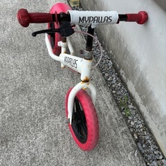 三輪車、キックバイク
の画像