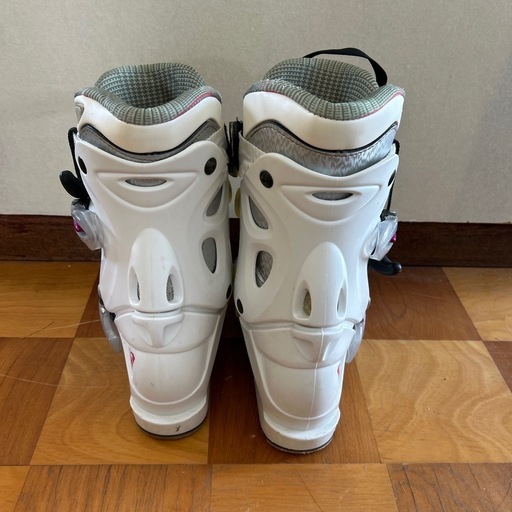 1/14迄　roxy スキー　ブーツ　22cm 23cm 275 ホワイトピンク