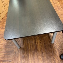 ニトリローテーブルの画像