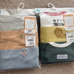 長袖ロンパース　80の画像