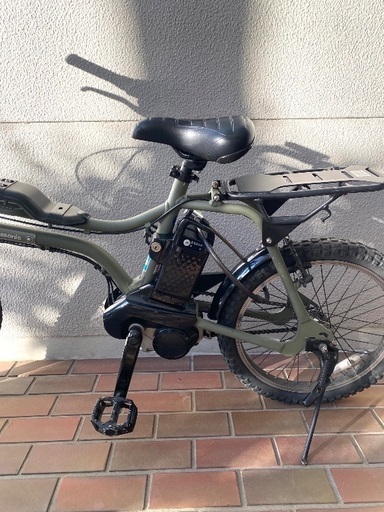 ☆チャイルドシート付☆Panasonic電動アシスト自転車 EZ マットオリーブ　中古 Panasonic EZ 電動アシスト自転車 マットオリーブ (ru) 府中の電動