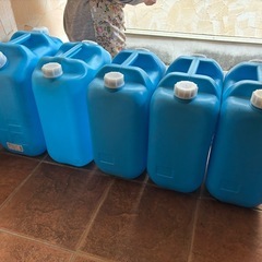 ポリタンク 灯油 の画像