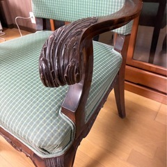 【東欧ヴィンテージ】猫脚 彫刻入り アームチェア｜約40〜50年前 チェコ/ルーマニア購入品 張替え済の画像