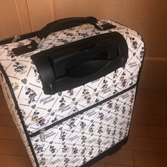 スーツケースの画像