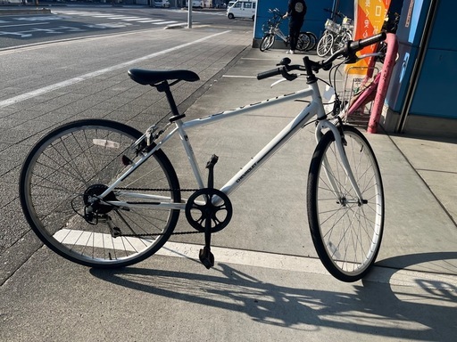 【完売御礼】【大人用】整備済中古クロスバイク風シティ車 コルベット700c 白色 <自転車のオオムラ 静岡店>