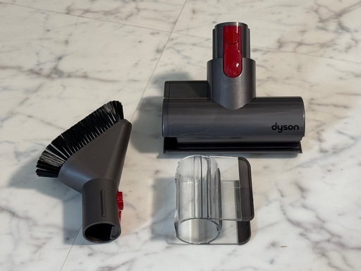 Dyson V11 Fluffy 掃除機 本体 付属品あり｜部品取り・修理ベース