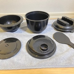 【値下げ】電子レンジ専用　炊飯器(0.5合〜１合) 米とぎ機能付き の画像
