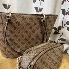 GUESS バックセットの画像