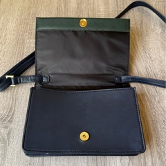 ショルダーバッグの画像