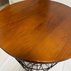 サイドテーブルの画像